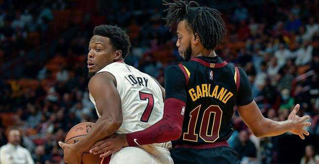 作为当代足 作为当代足